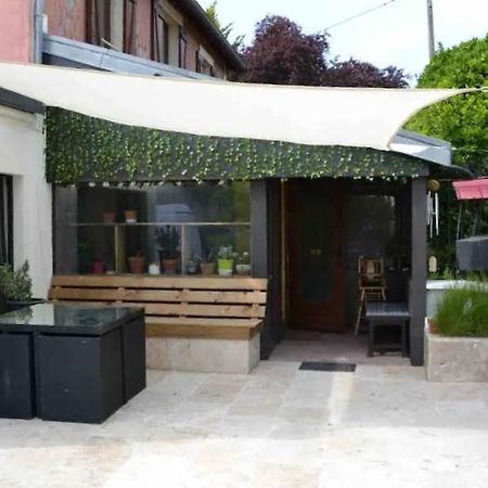 Esbly Leleka Hostel المظهر الخارجي الصورة